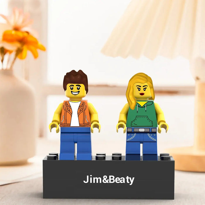 Custom Couple Block Figure – Personalized Block Figure With Engraved Display Box & Base Gift
